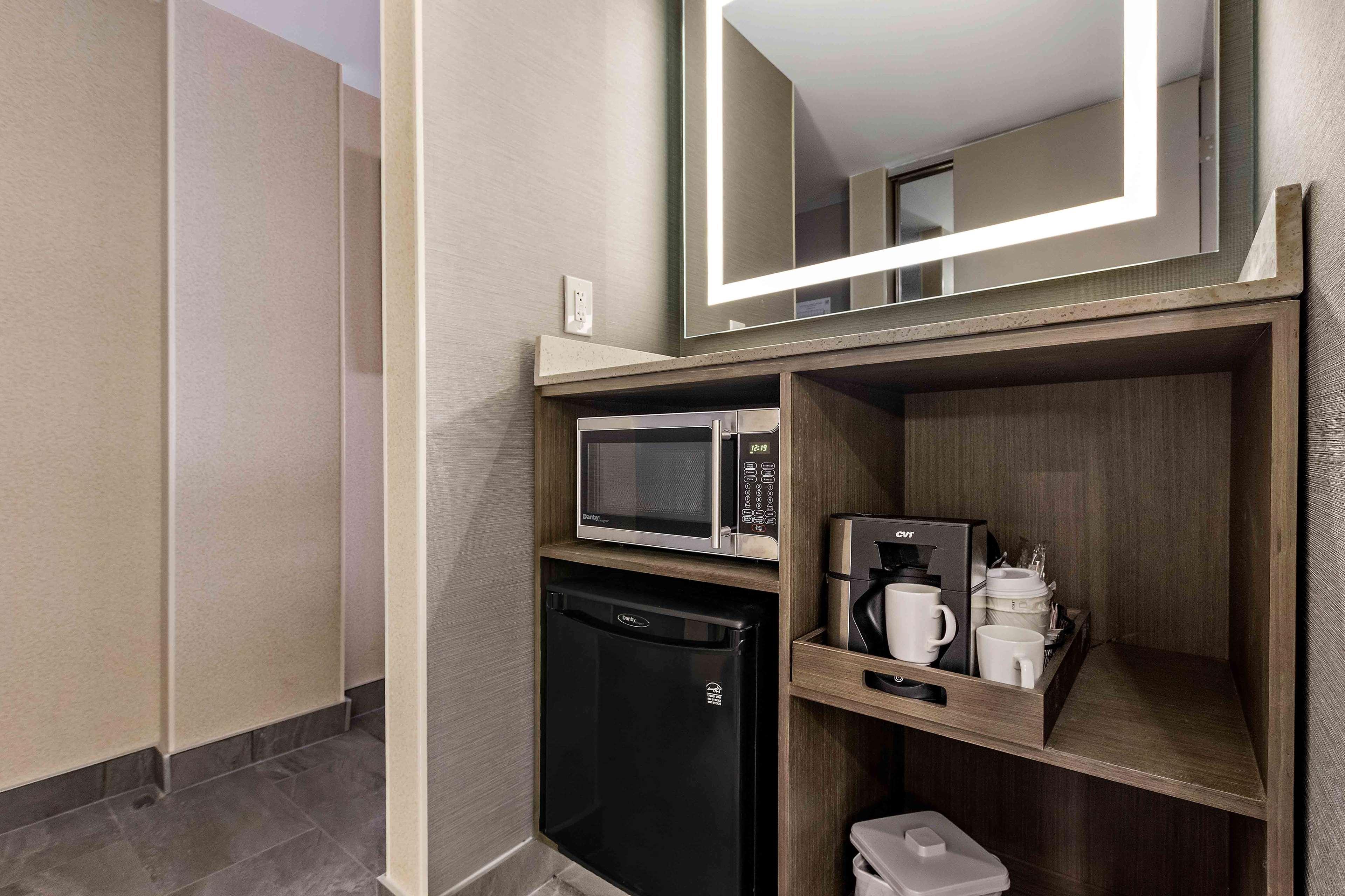 Best Western Plus Понтун-Бич Экстерьер фото