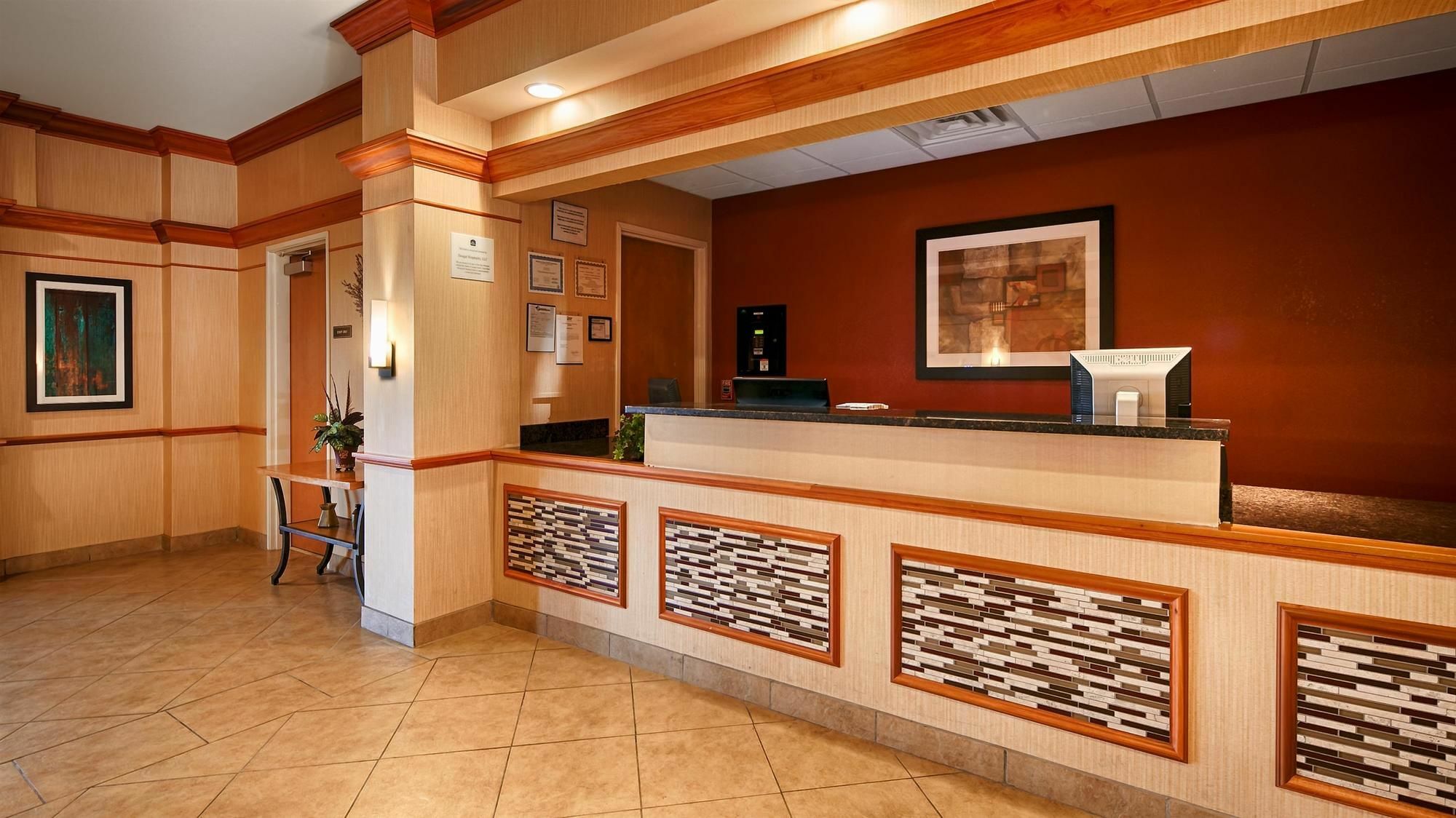 Best Western Plus Понтун-Бич Экстерьер фото